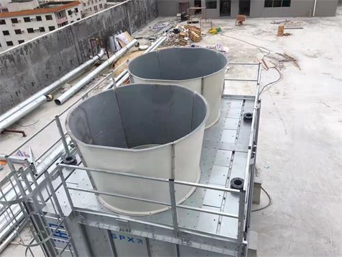 開式冷卻塔中配水系統主要作用有哪些？？(開式冷卻塔工作原理)