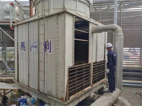 玻璃鋼冷卻塔是怎么進行保暖的？